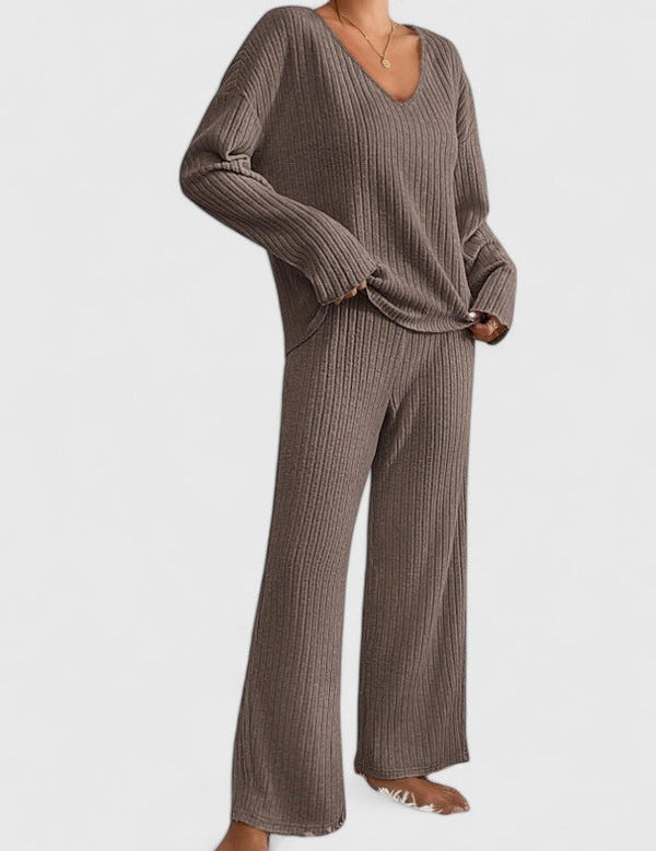 Angeline™ Comfortable Set