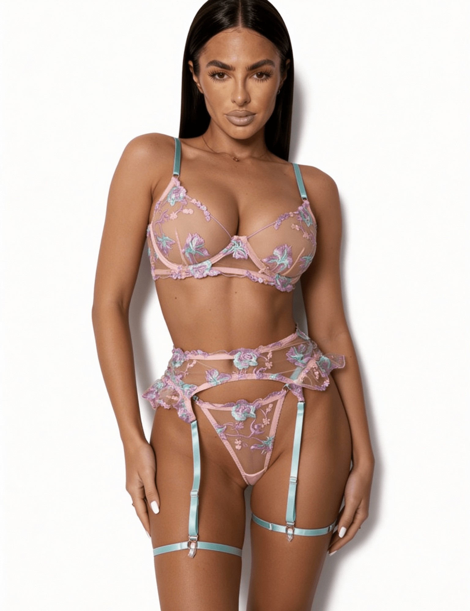 olivia-lingerie-set-8975139.png